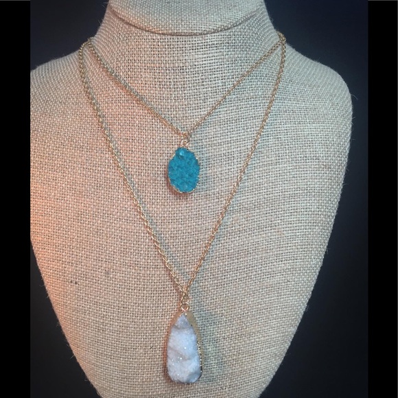 Double Layered Necklace - Picture 2 of 8